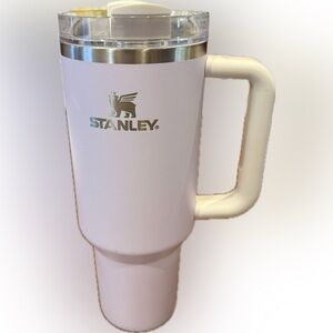 Stanley Lilac purple 40oz tumbler with Handle